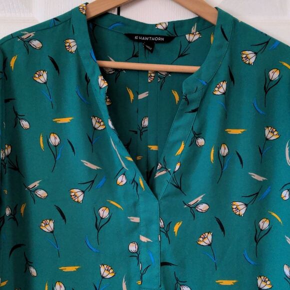 Like NEW 41 Hawthorne Blouse Top With V Neck And Flare Sleeves Size Xl - Picture 4 of 10